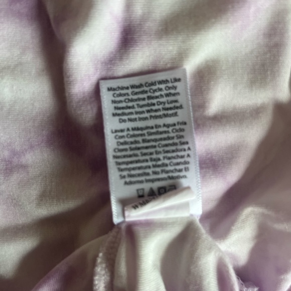 Time And Tru Purple And White Tie Dye Pattern V-Neck Top, XXXL - Picture 8 of 11